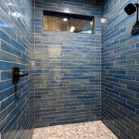 Brand New Luxury 2 Bedroom With Loft And Spa Sleeps 10 ブロークン・ボウ エクステリア 写真