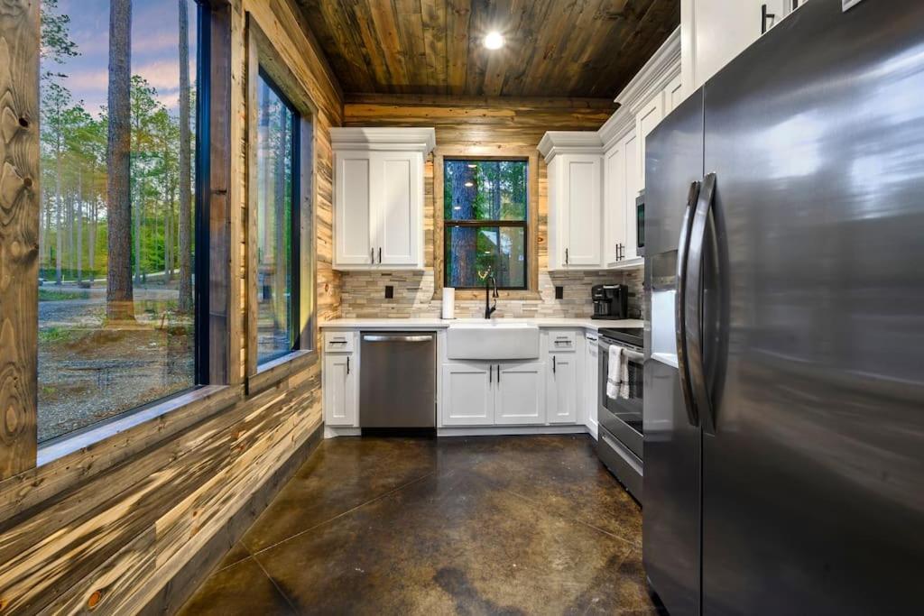 Brand New Luxury 2 Bedroom With Loft And Spa Sleeps 10 ブロークン・ボウ エクステリア 写真