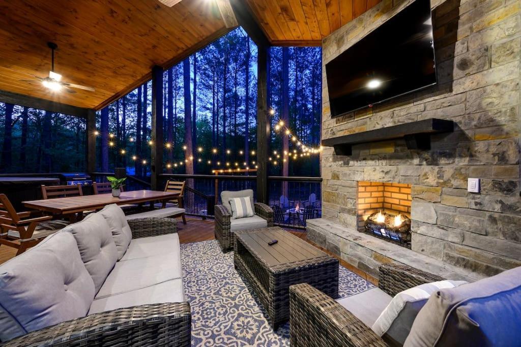 Brand New Luxury 2 Bedroom With Loft And Spa Sleeps 10 ブロークン・ボウ エクステリア 写真