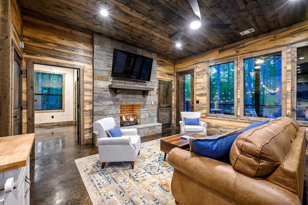 Brand New Luxury 2 Bedroom With Loft And Spa Sleeps 10 ブロークン・ボウ エクステリア 写真